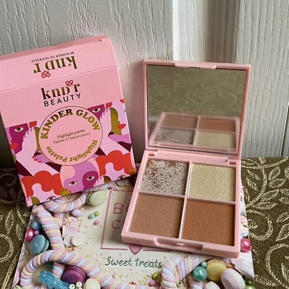 3/30$ KNDR Beauty KINDER GLOW Highlight Palette - Picture 1 of 3